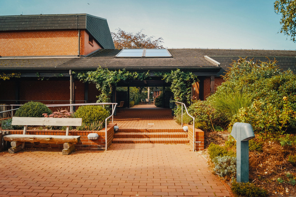 Der einladende Eingang beim Ferienhotel vom WDL-Dünenhof