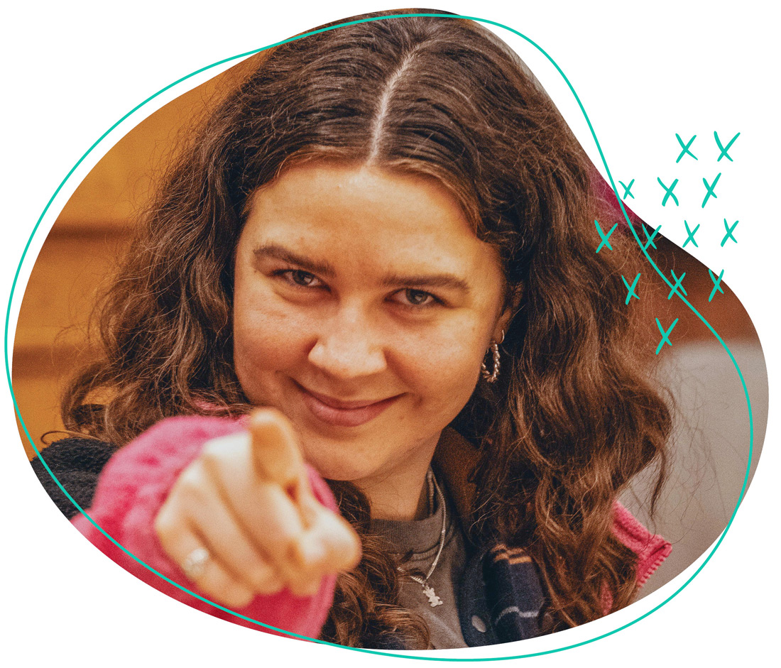 Ein Mädchen zeigt mit dem Finger auf dich, dass wir genau dich brauchen beim WDL Dünenhof