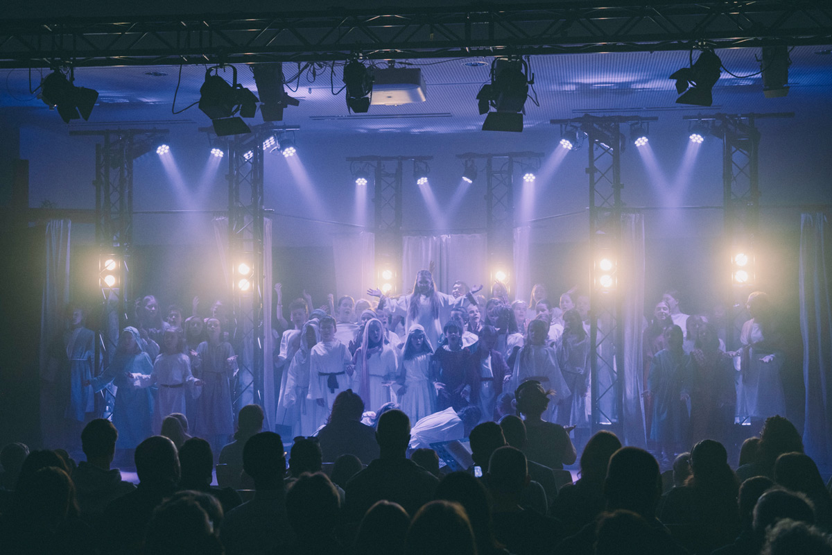 Kinder und Jugendliche auf einer Musicalfreizeit vom WDL Dünenhof